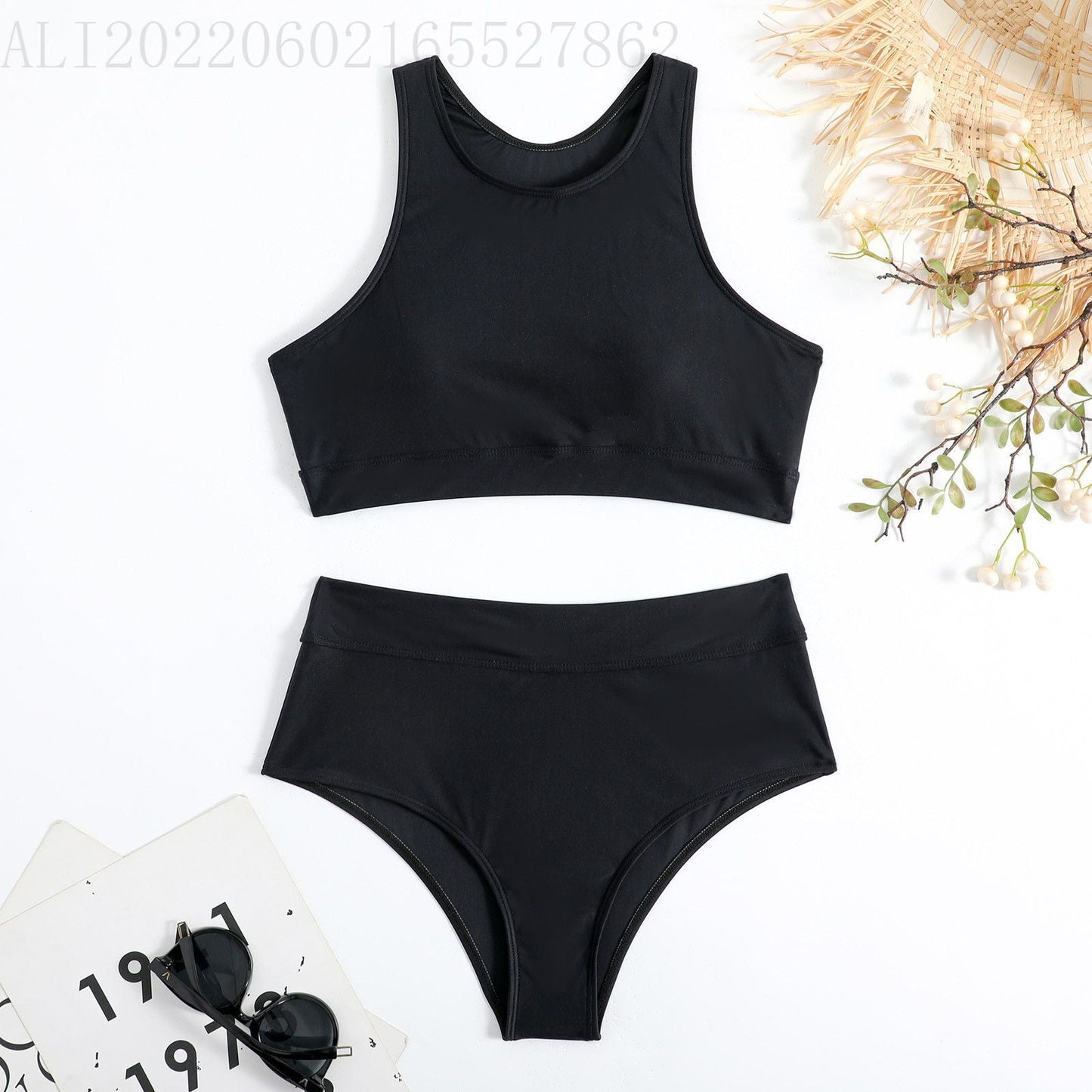Moderner Damen Sport-Bikini mit hohem Bund und Blattmuster von berg-feldt