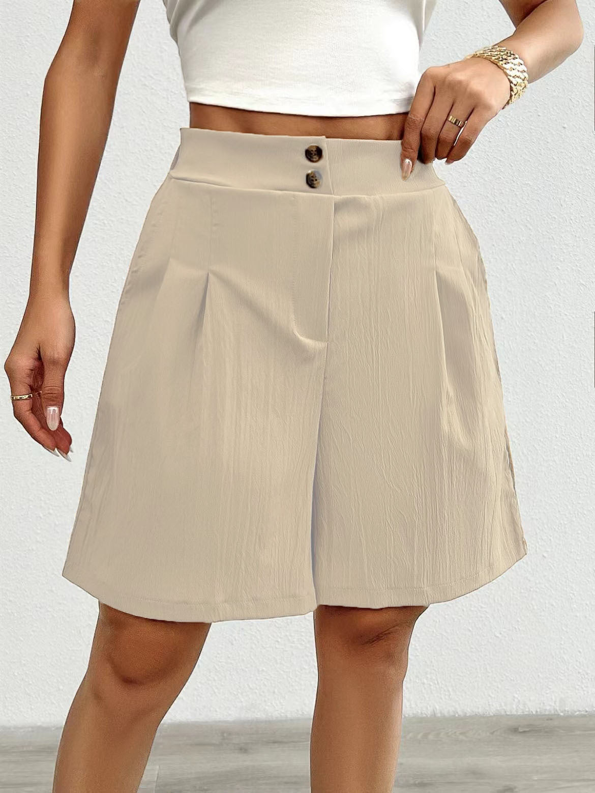 Shorts femme Berg-Feldt : Haute qualité, décontracté, taille haute, boutons décoratifs