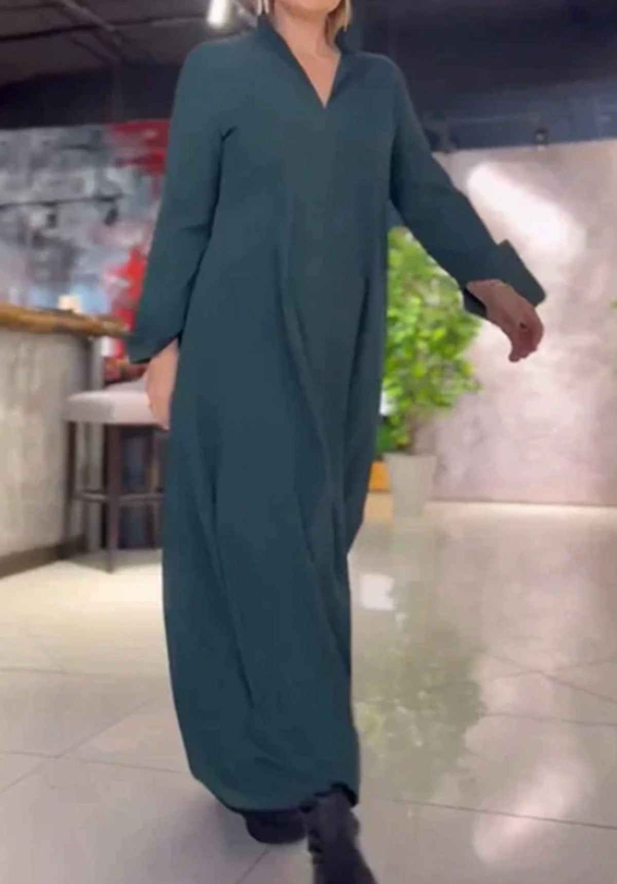 Robe midi élégante pour femme avec col et poches de berg-feldt