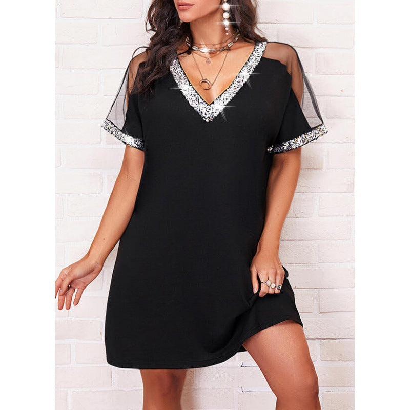 Robe droite à sequins et col en V Berg-Feldt pour femme
