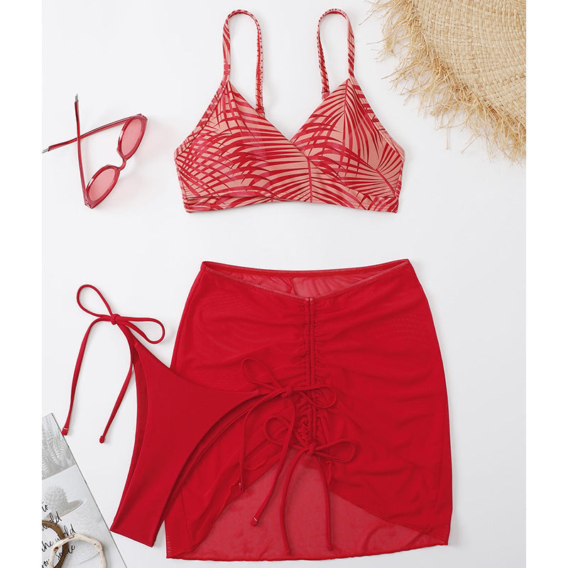 Dreieckiger Damen-Bikini mit luftigem Rock und verstellbaren Trägern von berg-feldt