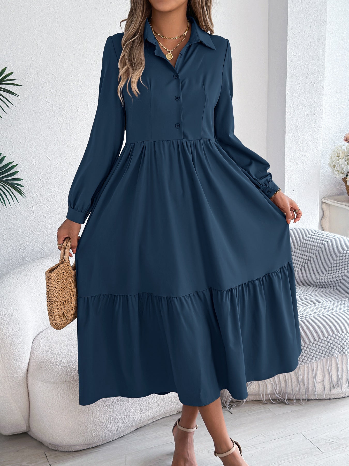 Robe chemisier ajustée à jupe à volants de berg-feldt