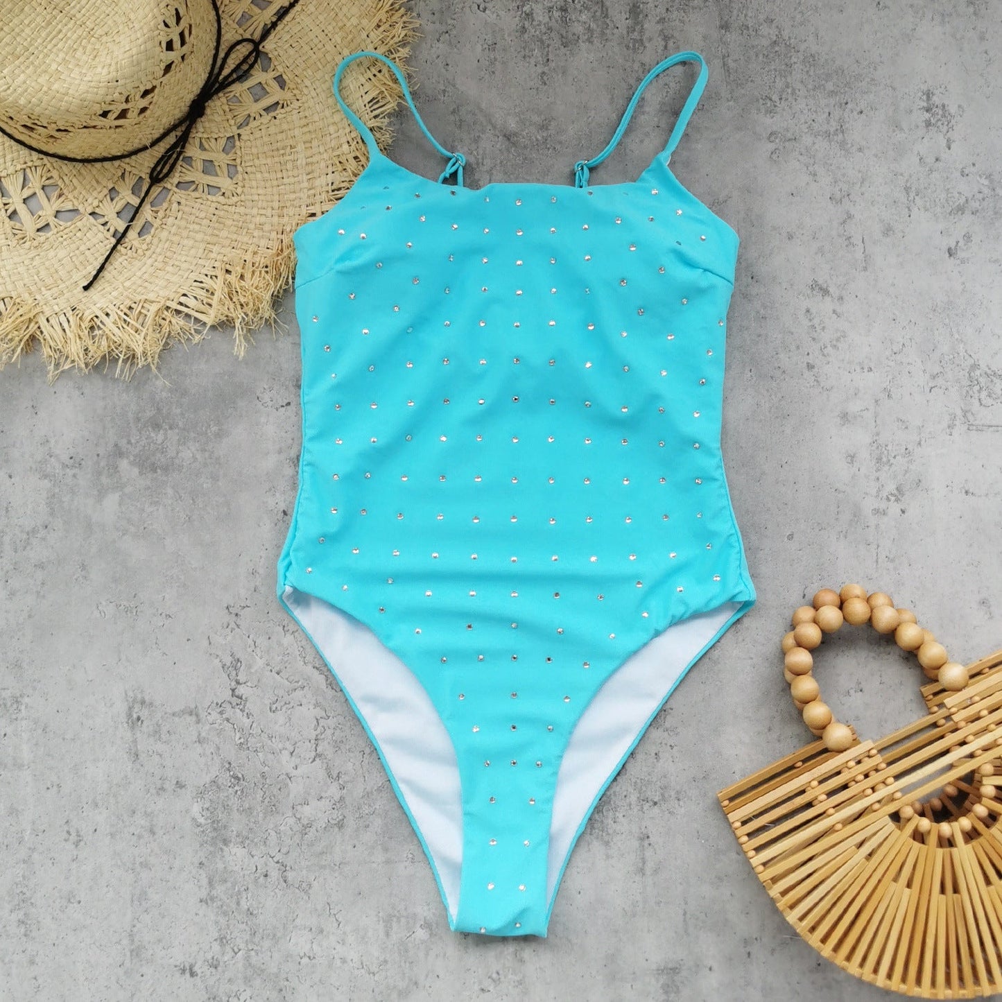 Maillot de bain élégant pour femme avec détails brillants de berg-feldt