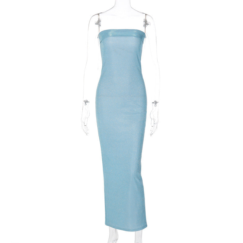 Langes, figurbetontes Damenkleid aus glänzendem Stretchstoff von berg-feldt