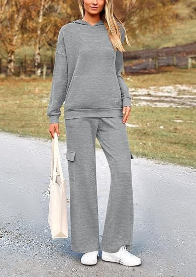 Ensemble de survêtement confortable à capuche et pantalon large pour femme Berg-Feldt