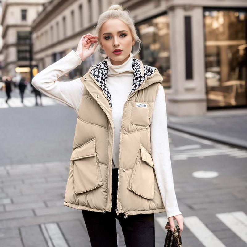 Gilet d'hiver matelassé pour femme avec capuche ajustable et poches pratiques Berg-Feldt