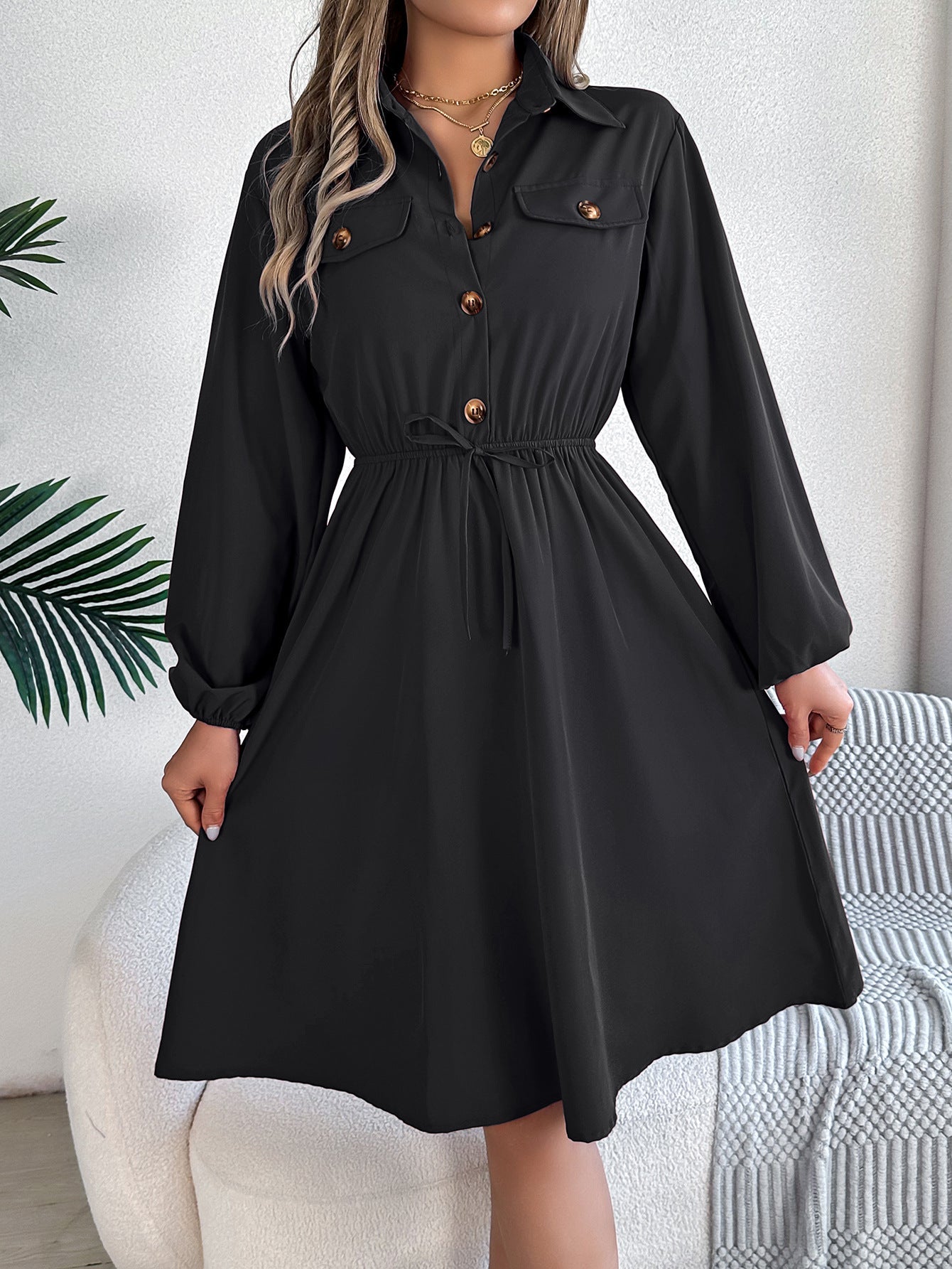 Robe femme Berg-Feldt avec taille élastique et gros boutons