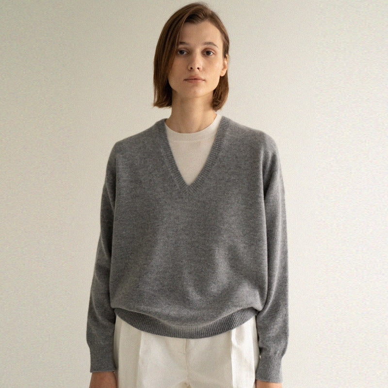Hochwertiger Damen-Kaschmir-Pullover mit V-Ausschnitt, lässigem Schnitt und elastischem Saum von berg-feldt