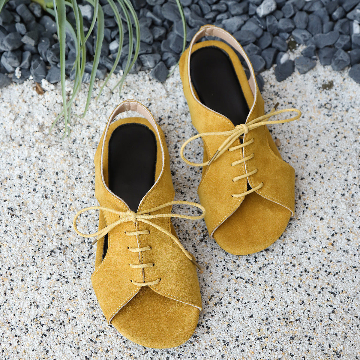 Elegante Damen Schnürschuhe mit offenem Design von berg-feldt