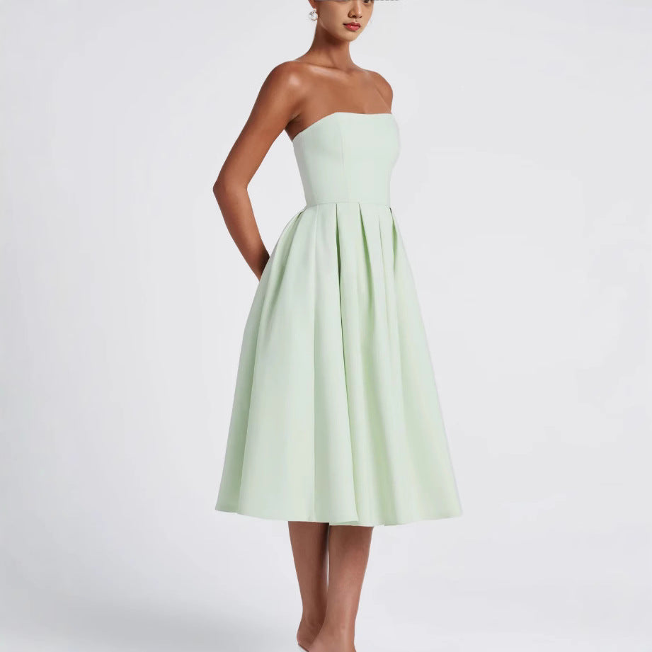 Damen Elegantes Midi-Kleid mit schwingendem Rock und raffiniertem Bandeau-Ausschnitt Berg-Feldt