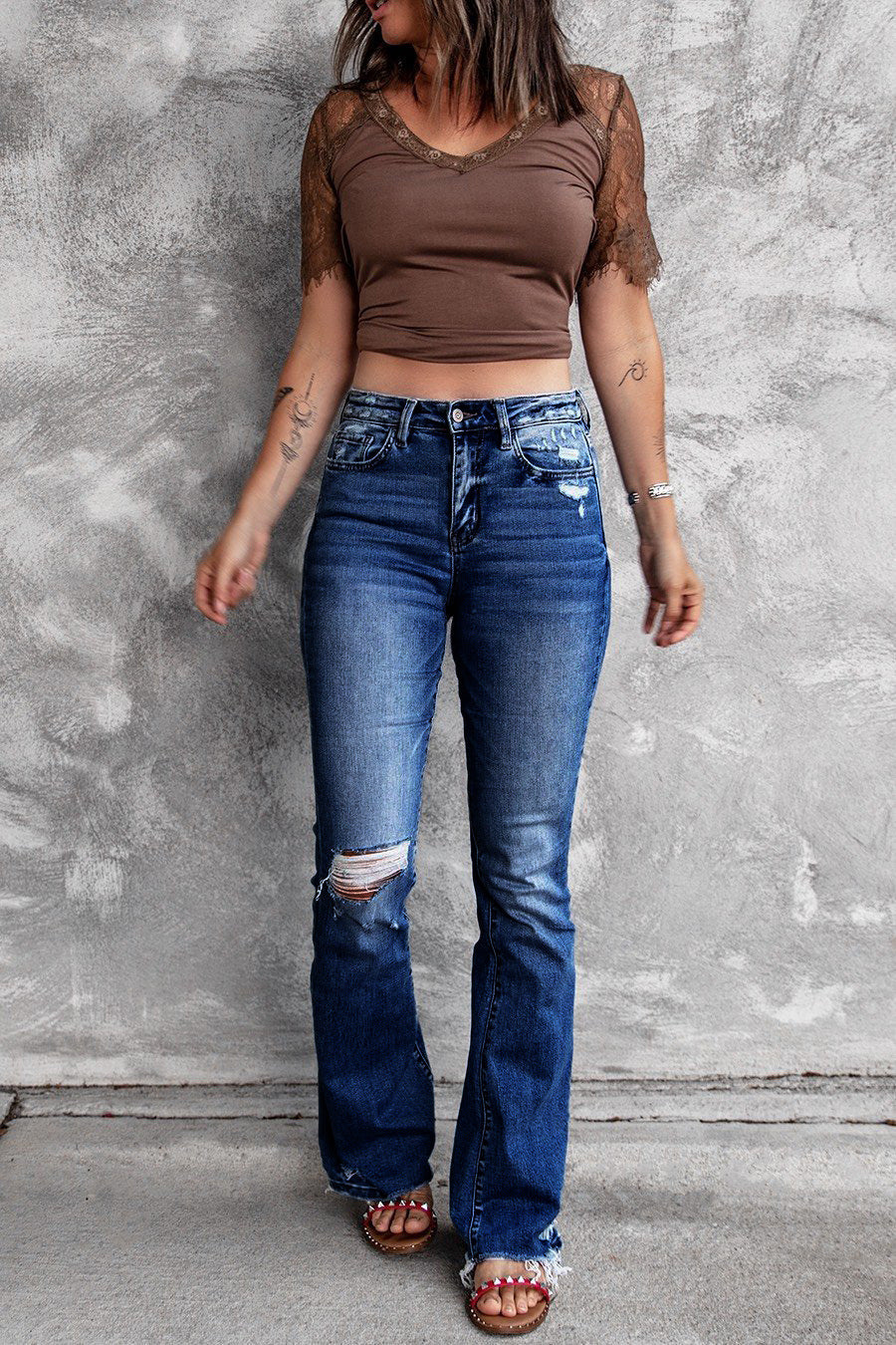 Jean flare femme tendance taille haute, look destroy, par berg-feldt