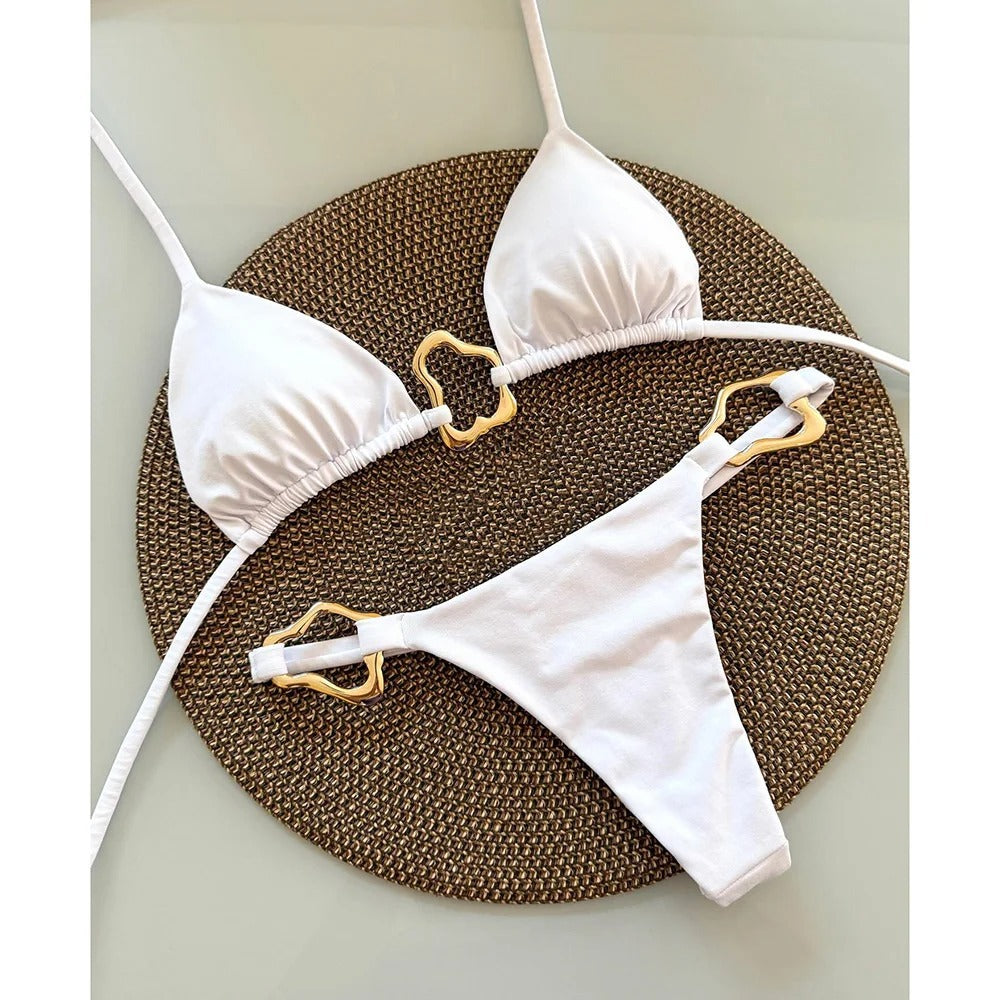 Ensemble bikini triangle femme avec accents dorés de berg-feldt