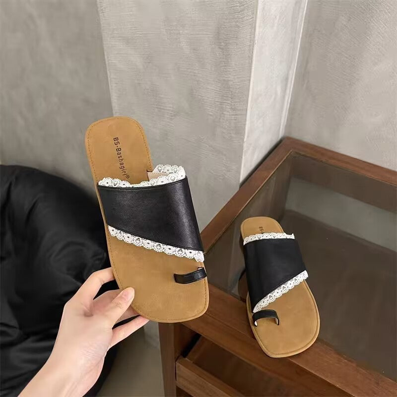 Elegante Damen Flip-Flops mit Spitze von Berg-Feldt
