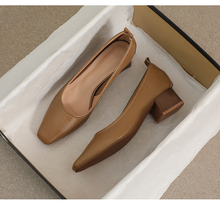 Chaussures femme Escarpins sling-back à talon bloc et imitation croco, par berg-feldt