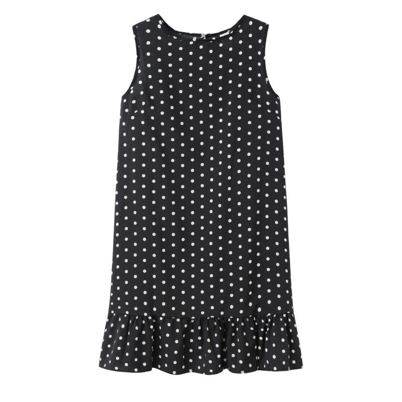 Verspieltes Damen-Shiftkleid mit Polka Dots und Rüschen am Saum von berg-feldt