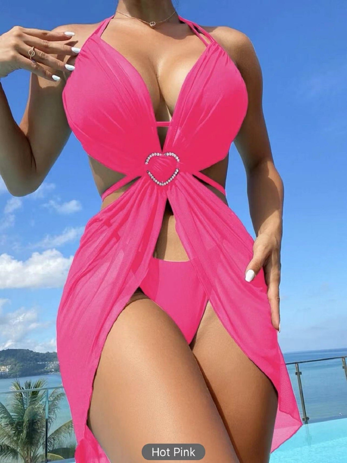 Maillot de bain Berg-Feldt pour femme avec cape en mousseline fluide et détail cœur