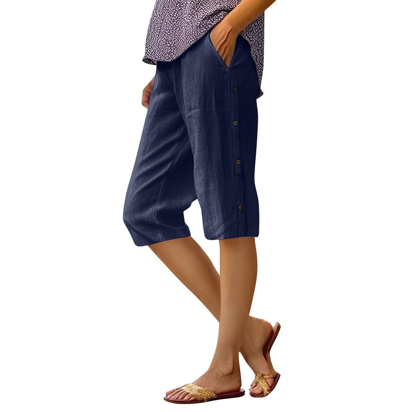 Shorts chino pour femme avec poches latérales et boutons décoratifs élégants par berg-feldt