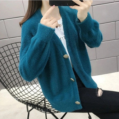 Cardigan duveteux pour femme avec détails de boutons élégants Berg-Feldt