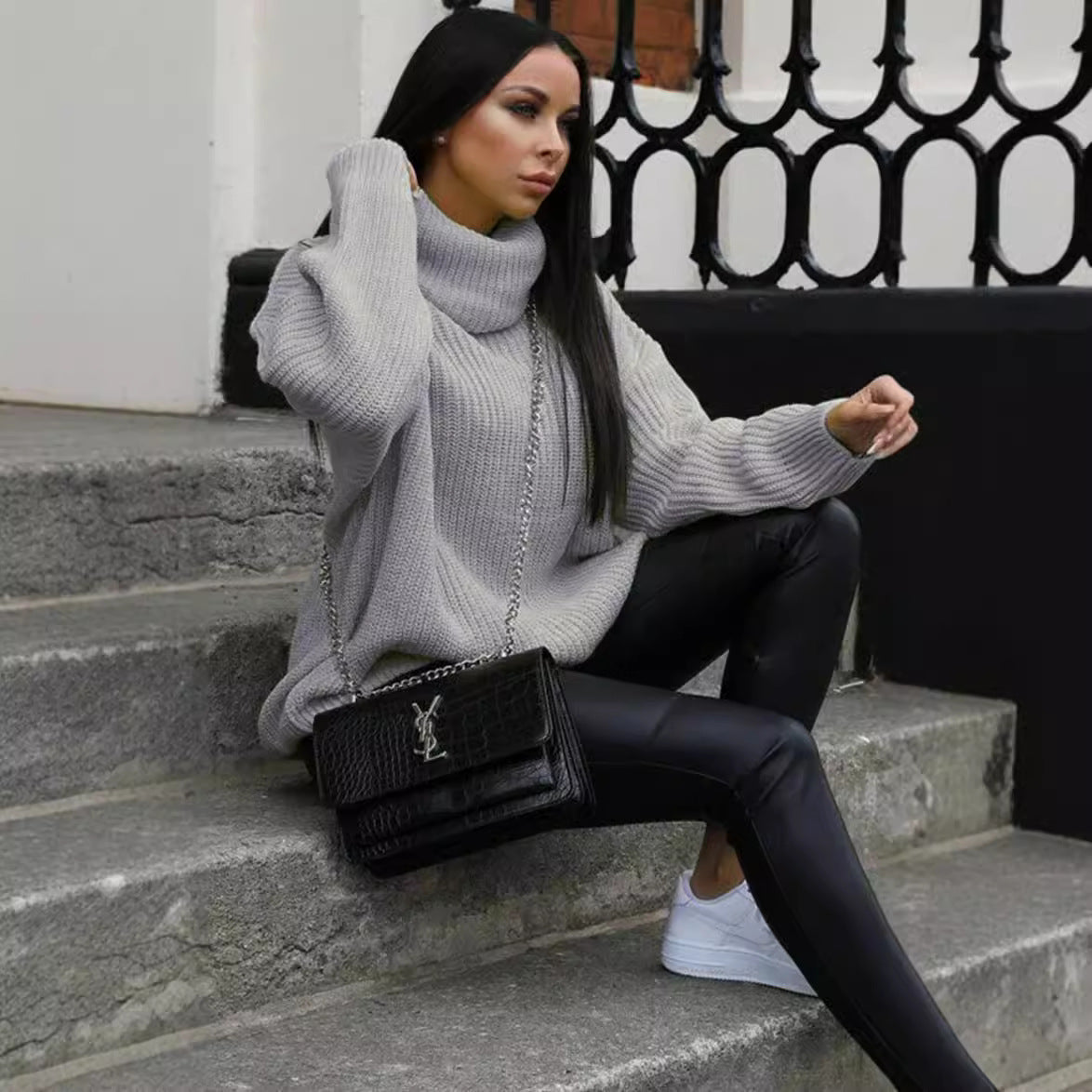 Damen Oversized-Strickpullover mit hohem Kragen und lässigem Schnitt Berg-Feldt