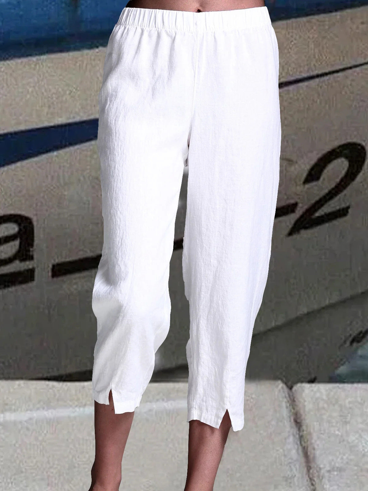 Pantalon de loungewear court pour femme avec taille élastique et ourlet fendu, de berg-feldt