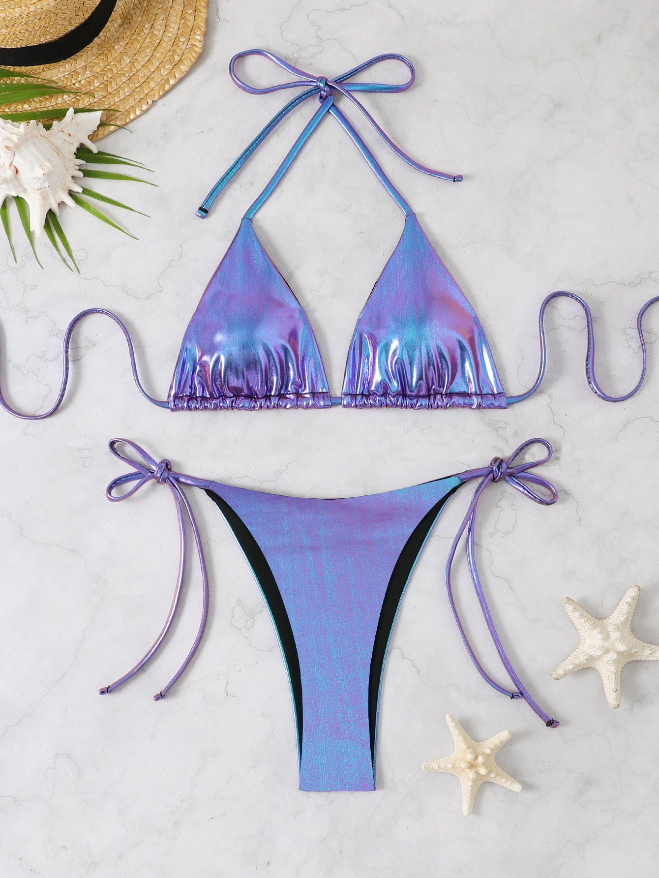 Glänzender Dreieck-Bikini für Damen mit verstellbarem Halterneck und hohem Beinschnitt von berg-feldt