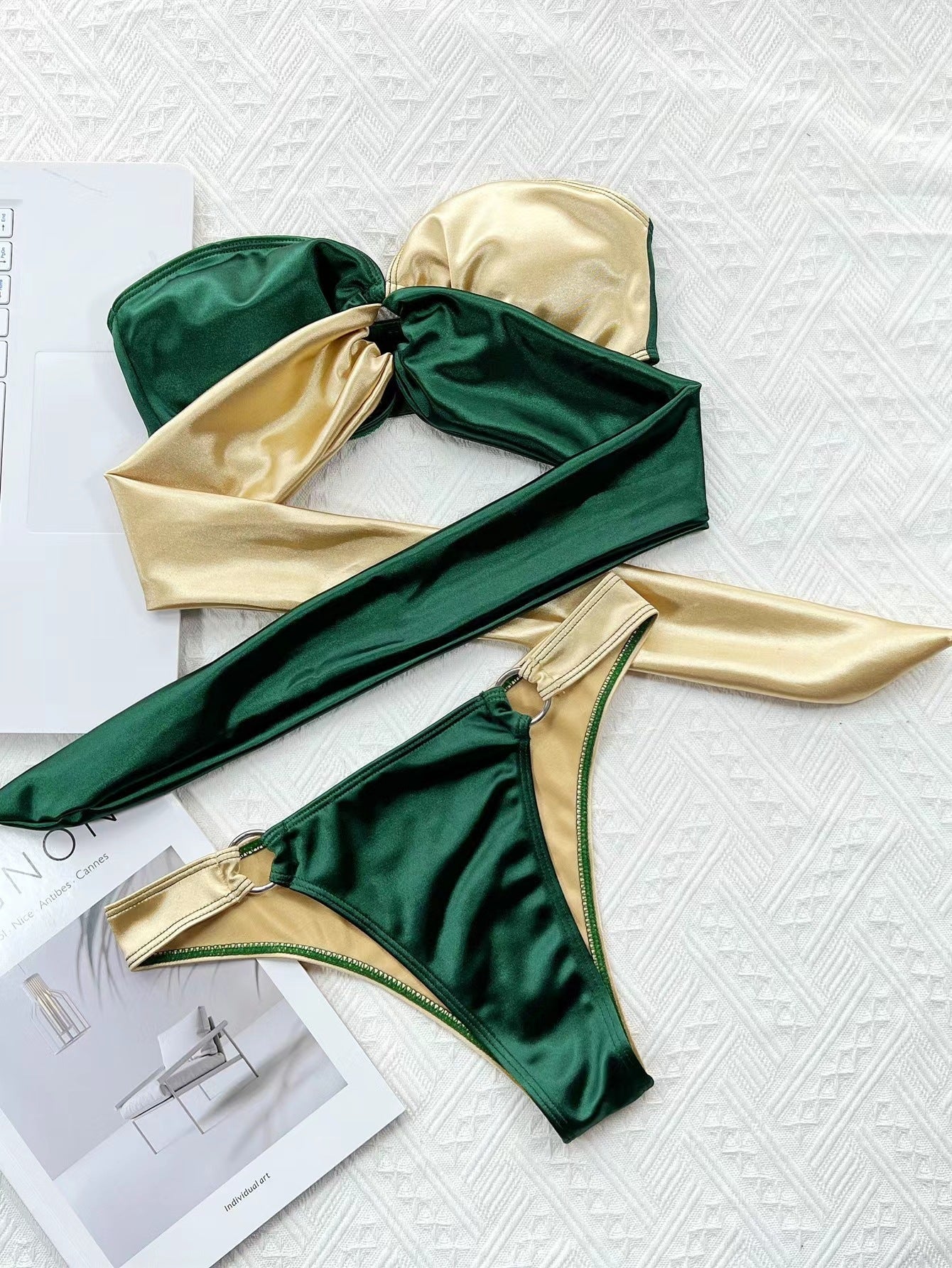 Haut de bikini femme Berg-Feldt effet cache-cœur brillant