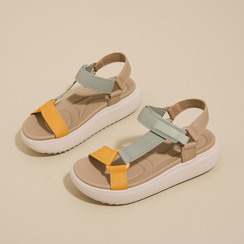 Bequeme Damen-Sandalen mit verstellbaren Riemen und weicher Sohle von berg-feldt