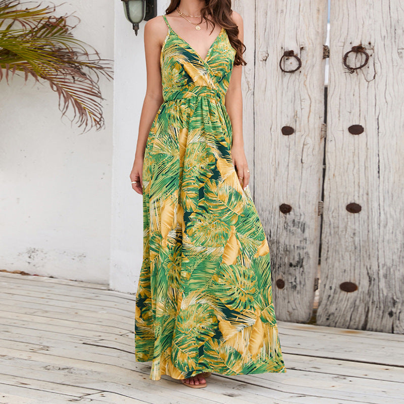 Elegantes Damen-Maxikleid mit Wickelausschnitt und figurbetonter Form von berg-feldt