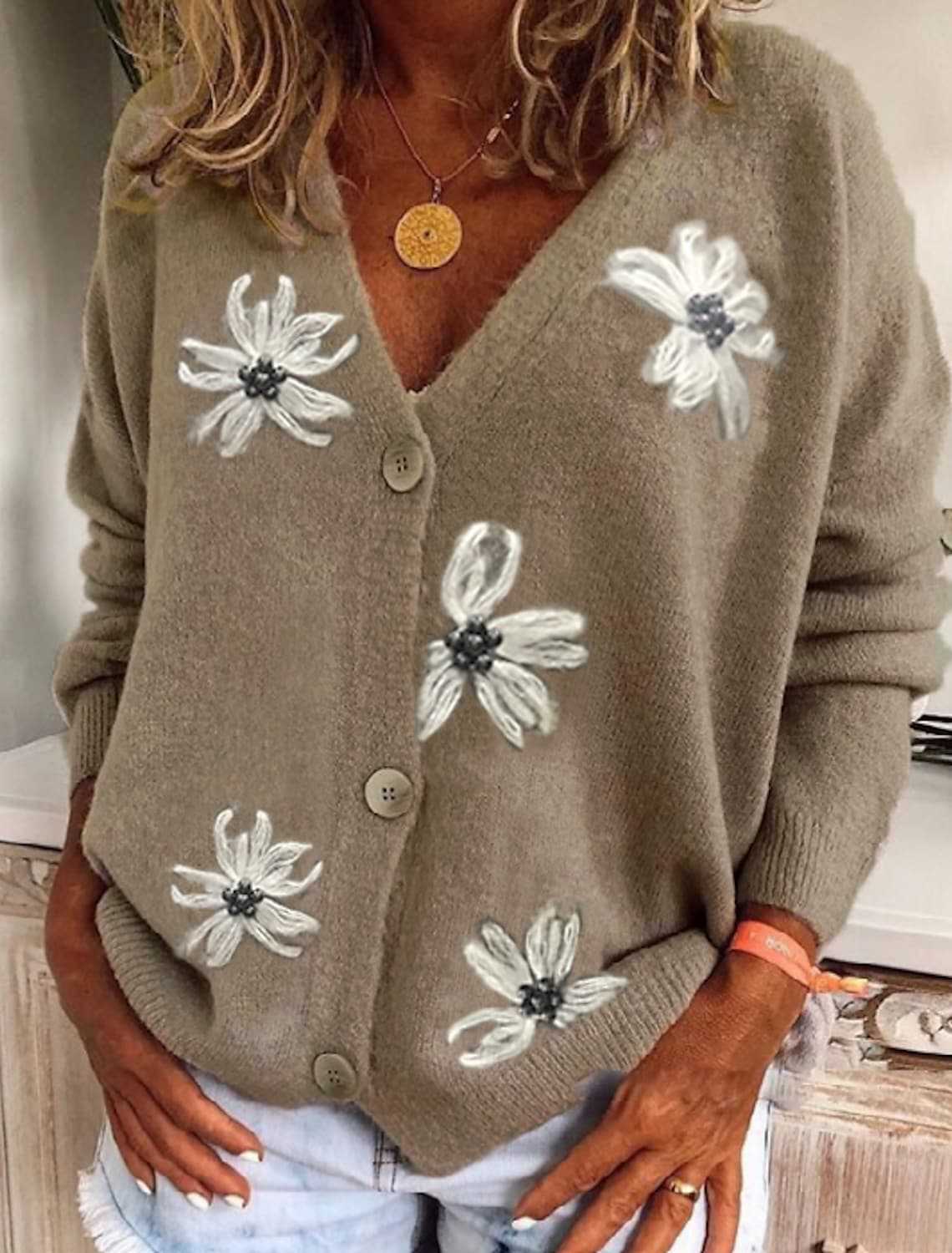 Cardigan douillet en tricot à motif floral et boutonnage intégral pour femme Berg-Feldt