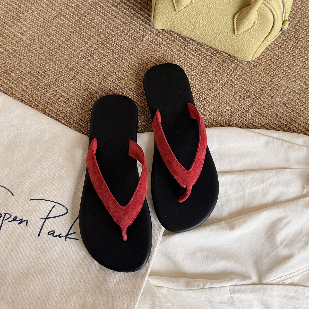 Bequeme Damen Zehentrenner mit weichem Fußbett von berg-feldt