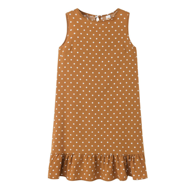 Verspieltes Damen-Shiftkleid mit Polka Dots und Rüschen am Saum von berg-feldt