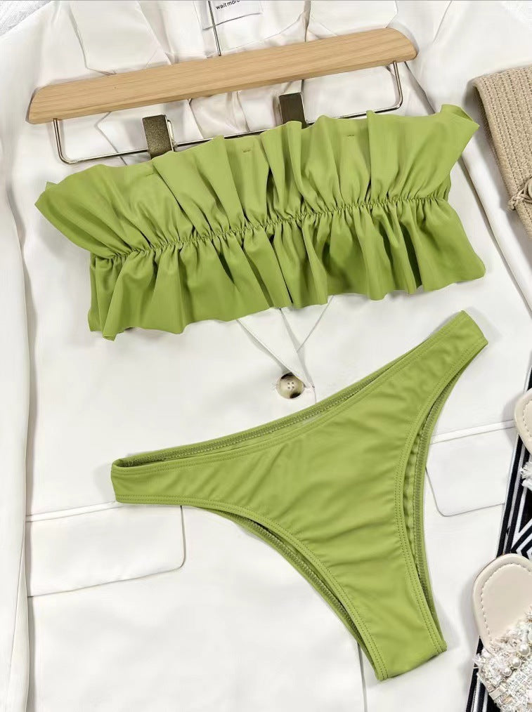Maillot de bain deux pièces élégant pour femme avec haut bandeau, fronces et coupe haute de berg-feldt