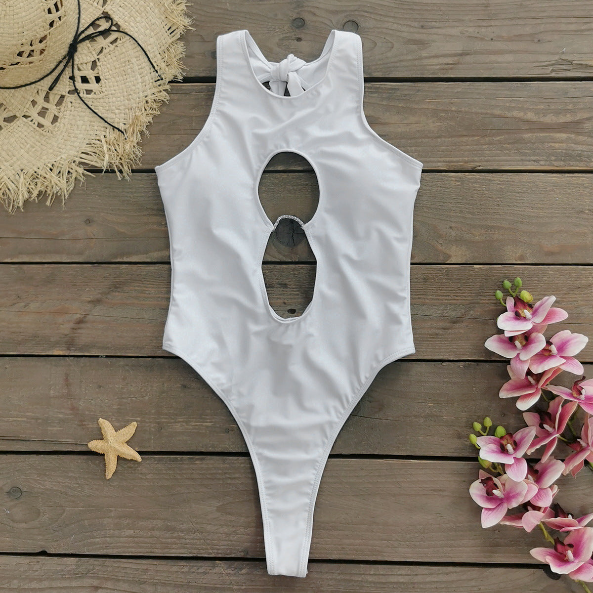 Maillot de bain femme Berg-Feldt avec découpe tendance