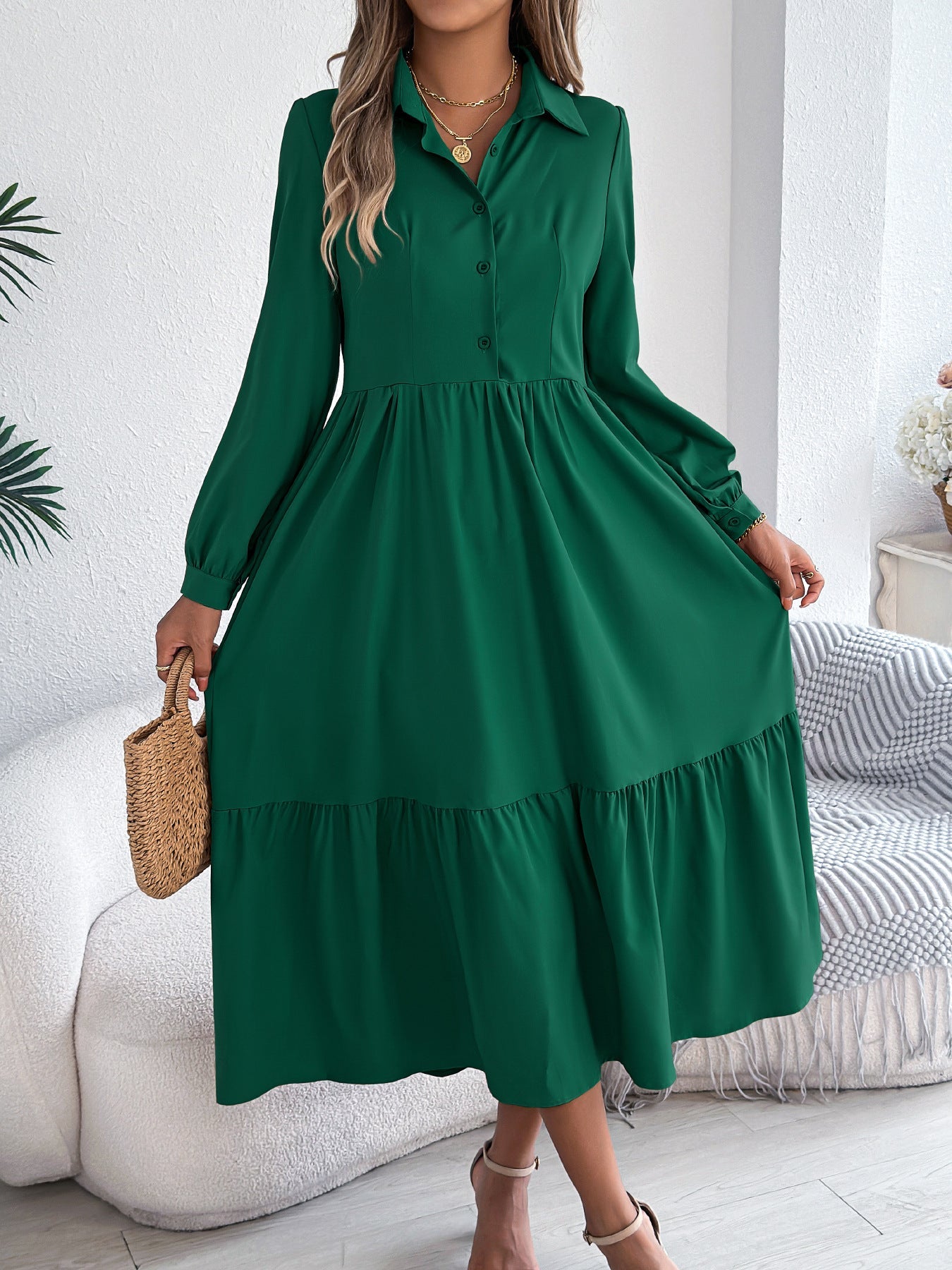 Robe chemisier ajustée à jupe à volants de berg-feldt