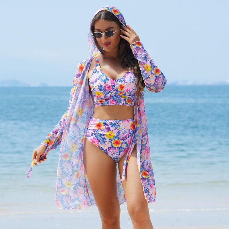 Bikiniset für Damen mit transparenter Strandjacke und Blumenmuster von berg-feldt