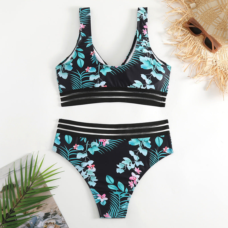 Haut de maillot de bain sportif pour femme avec joli imprimé feuilles et larges bretelles de berg-feldt