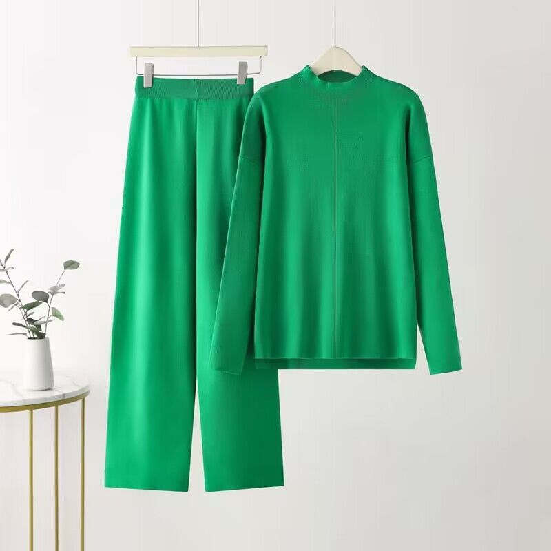Ensemble élégant pour femme avec haut à manches longues et pantalon palazzo Berg-Feldt