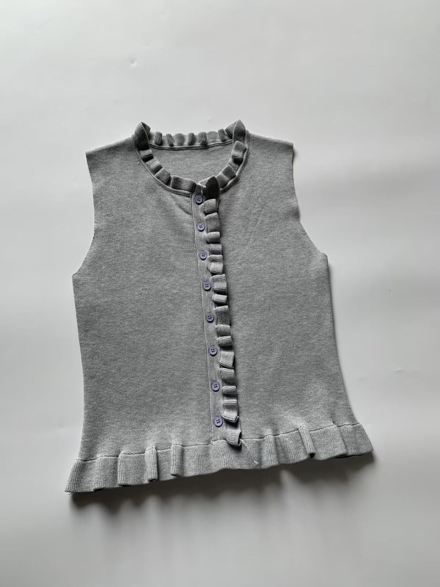 Women's Ruffled Knit Sleeveless Top berg-feldt