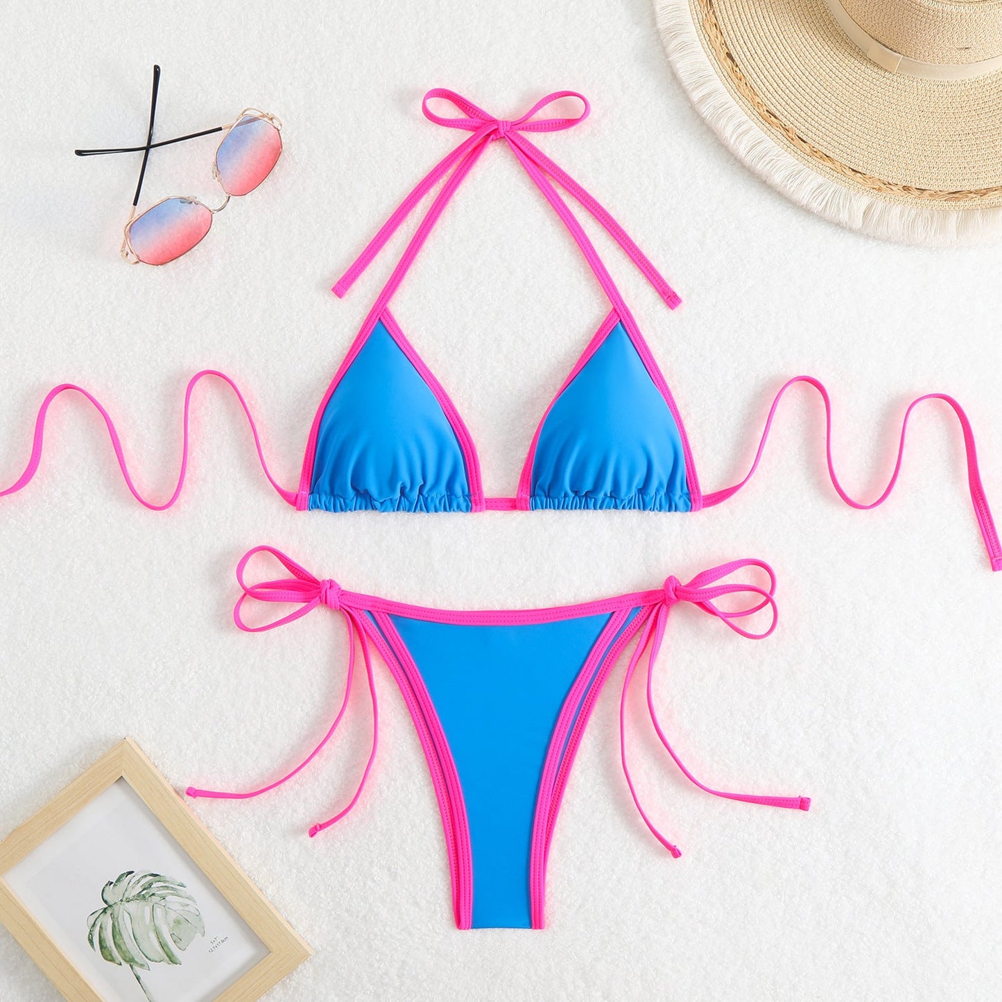Ensemble de bikini pour femme, modèle triangle, avec bretelles réglables et design contrasté de berg-feldt