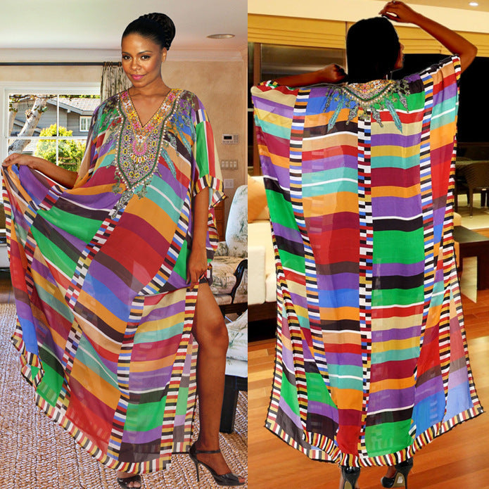 Berg-Feldt Kaftan für Damen mit buntem Streifenmuster und Glitzerdetails
 - berg-feldt