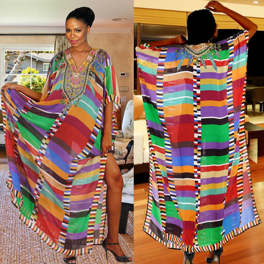 Berg-Feldt Kaftan für Damen mit buntem Streifenmuster und Glitzerdetails
 - berg-feldt