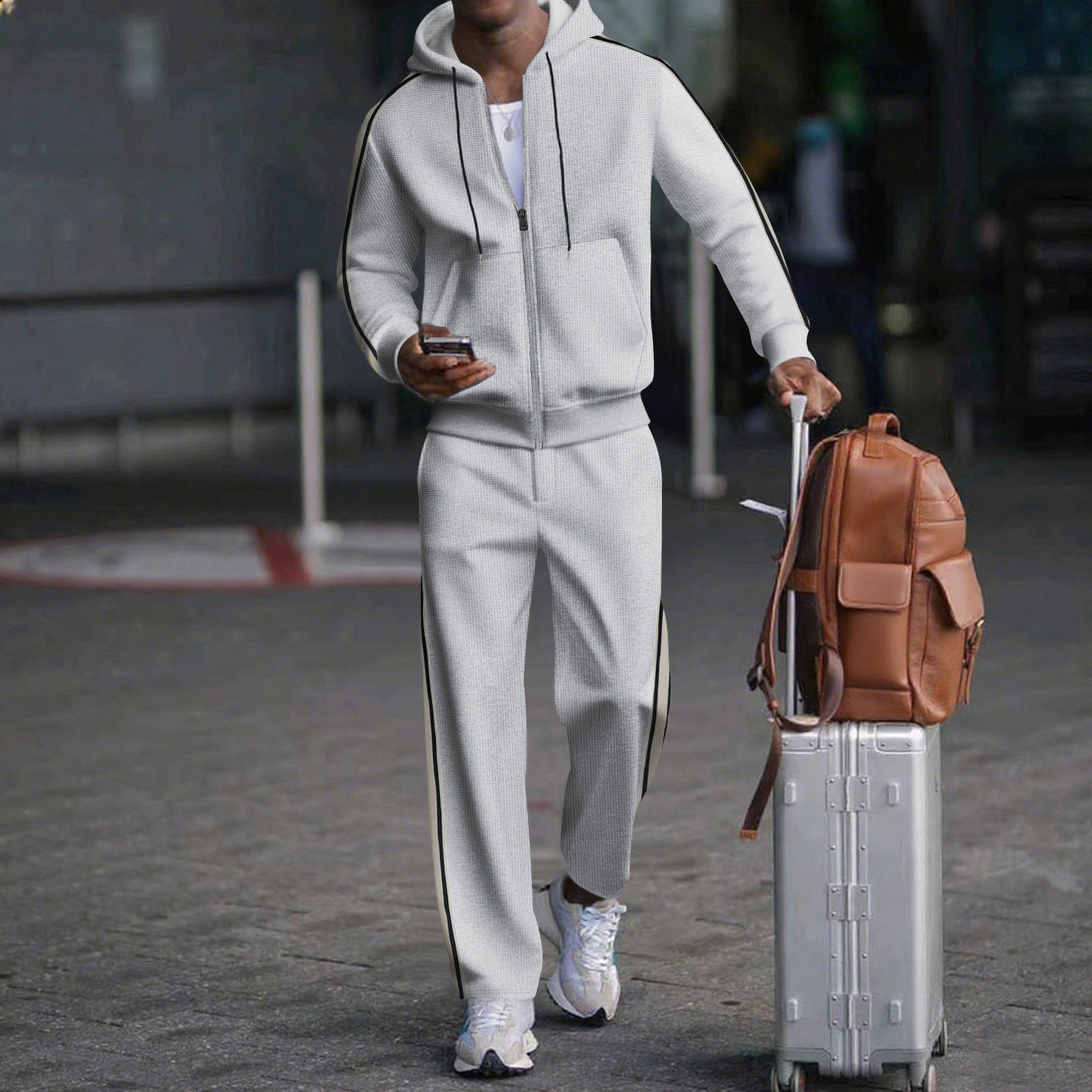Ensemble de survêtement sportif deux pièces pour homme avec coupe moderne et poches pratiques Berg-Feldt