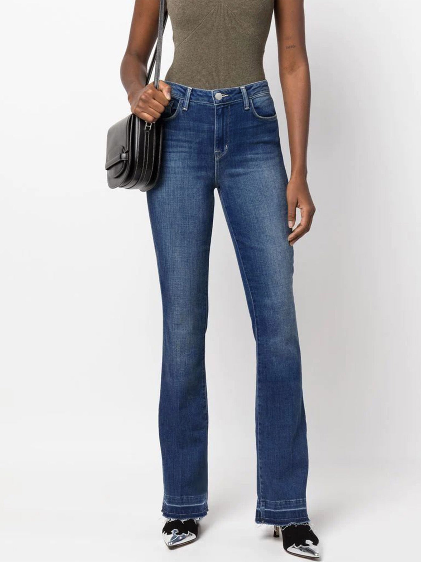 Bequeme Damen Bootcut Jeans mit hohem Bund und ausgefransten Säumen von berg-feldt