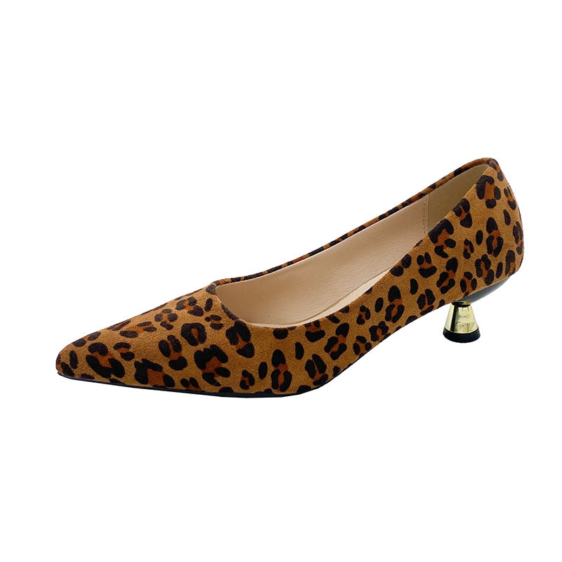 Women's Lace Kitten Heels with Animal Print Design berg-feldt