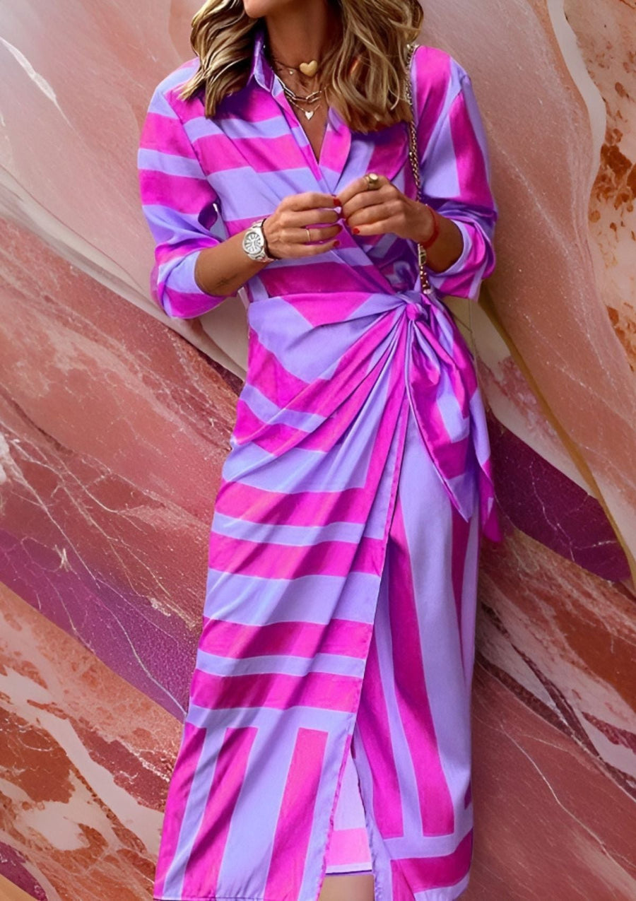 AZRA : Robe en satin nouée et imprimée