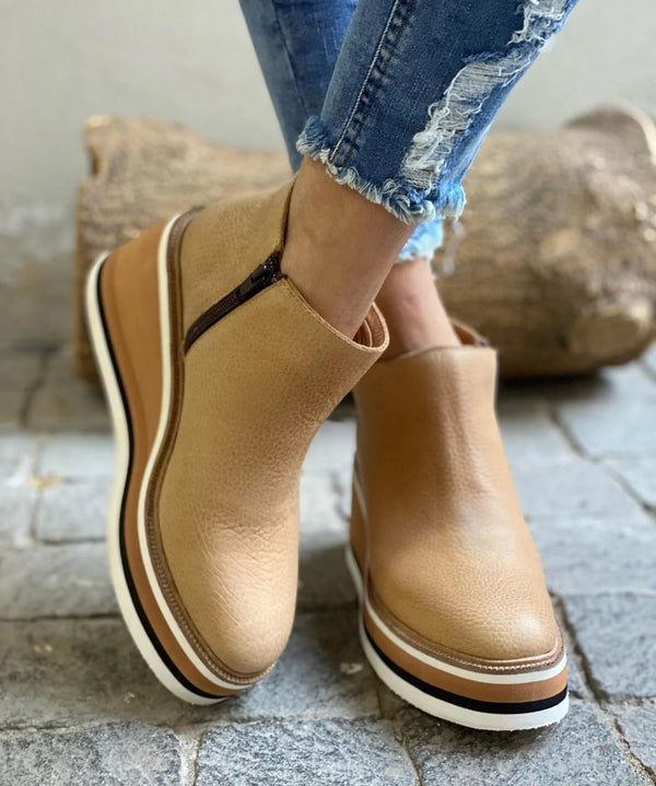 Berg-Feldt | Bottines compensées pour femme avec fermeture éclair latérale et design épuré