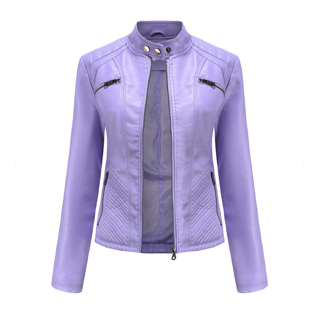 Xandrah: Une veste en cuir à la mode
