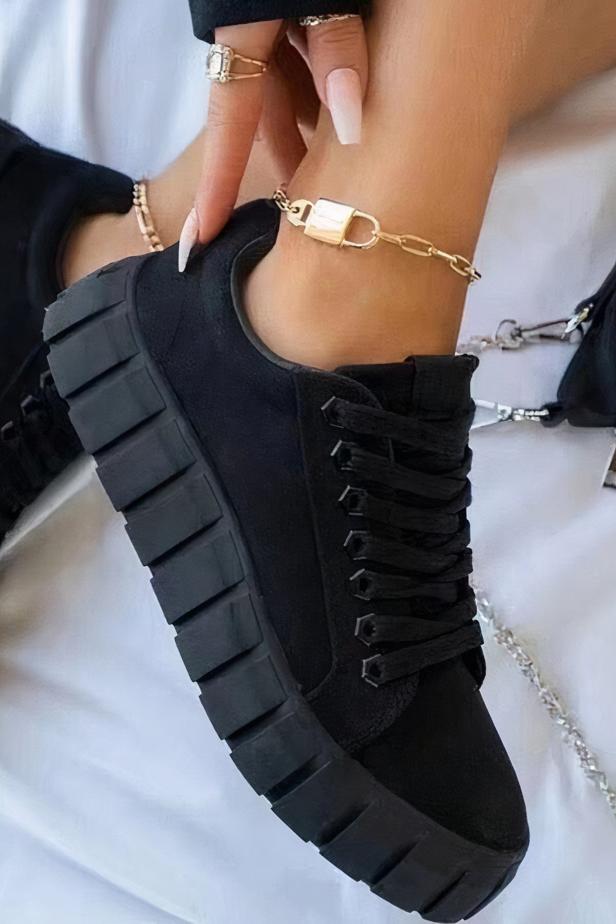 Baskets femme Railyn tendance et confortables
