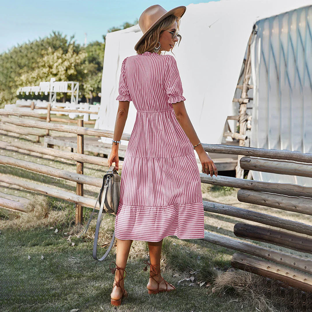 Charmante robe d'été pour femme - élégante