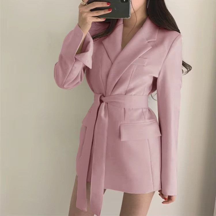 Berg-Feldt | Gürtel-Blazer – Elegante Struktur & Vielseitiger Stil